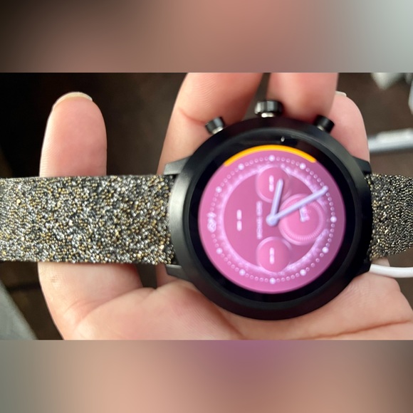 Michael Kors Smartwatch -MKGO 1639 - Picture 1 of 6